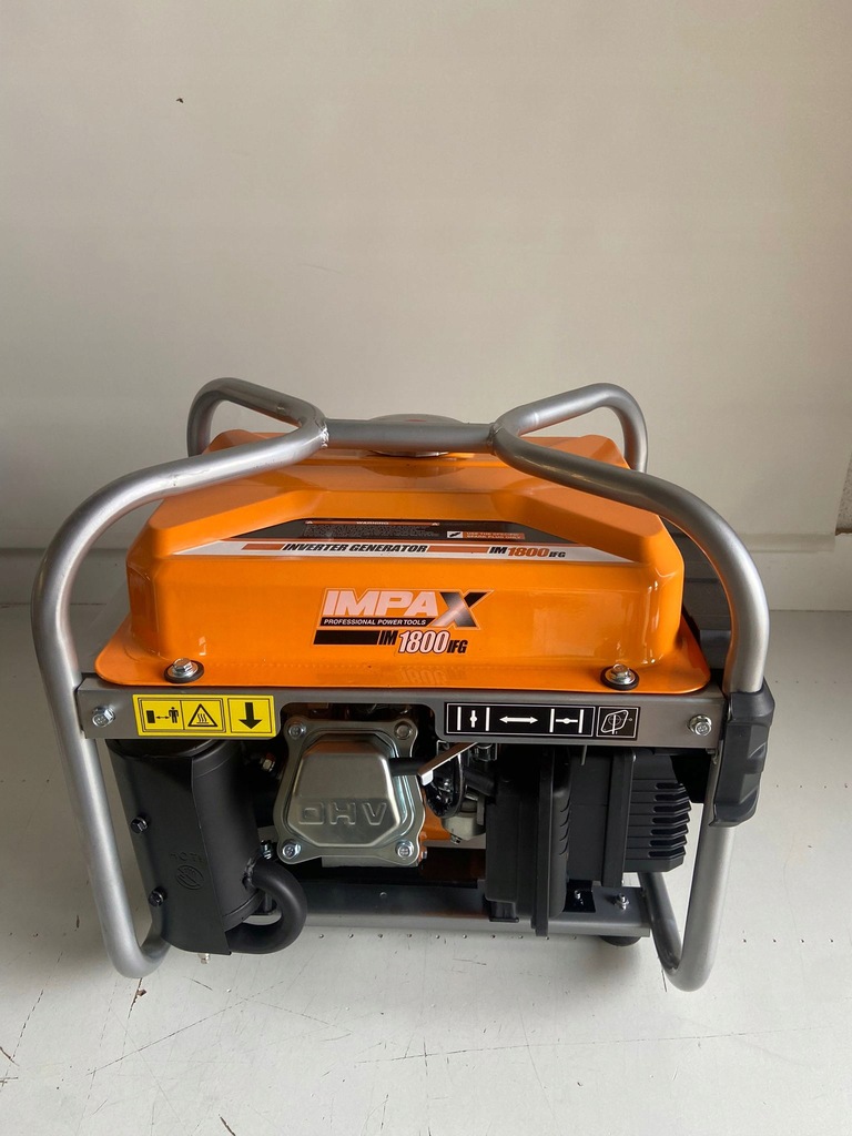 Agregat prądotwórczy przenośny IMPAX 1800 W benzyna (2)
