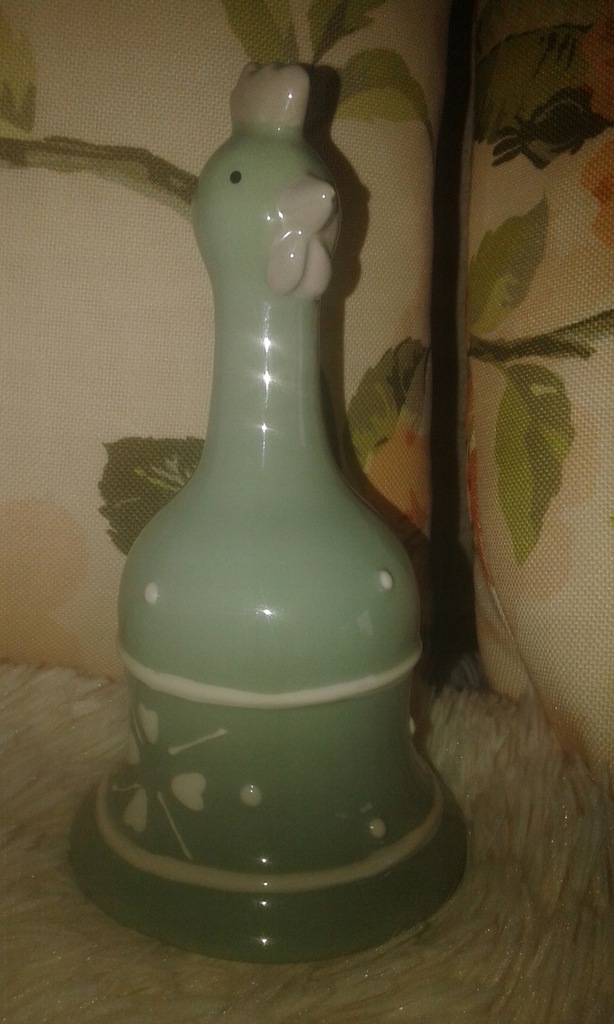 Dzwoneczek ceramiczny- kurka np. na Wielkanoc:)