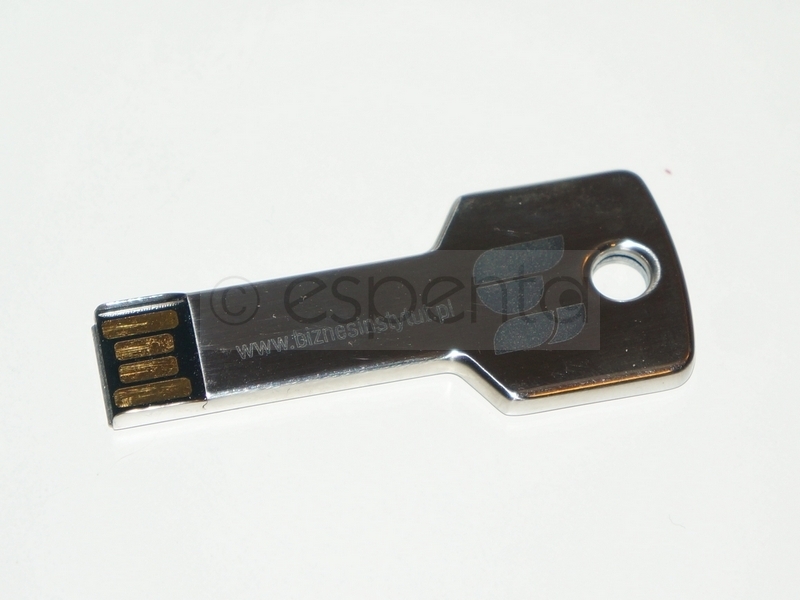 Nowy pendrive 4GB, pamięć USB w kształcie klucza