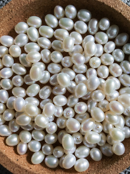 perły naturalne hodowlane białe 50 sztuk 6x7 mm