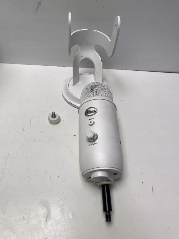 BLUE YETI MIKROFON OPIS