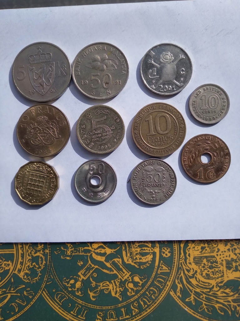 12 monet 1/2 centa 1908 Ceylon, Borneo, Indie hol.