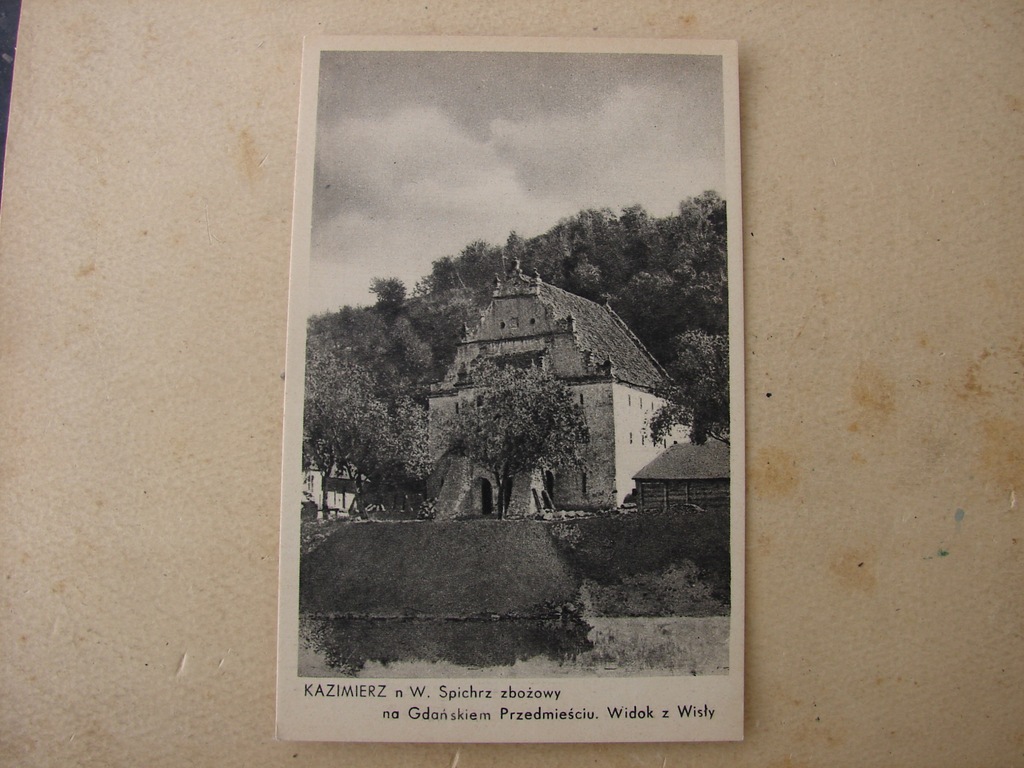 Kazimierz nad Wisłą / Spichrz na Gdańskiem Przedmieściu - stara pocztówka