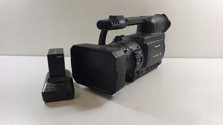 KAMERA PANASONIC DVCPRO HD HVX 201-AE