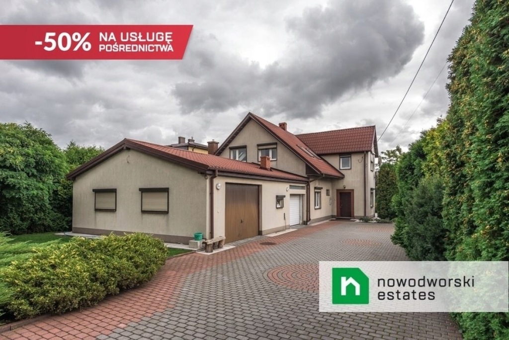 Dom, Jędrzejów (gm.), Jędrzejowski (pow.), 340 m²
