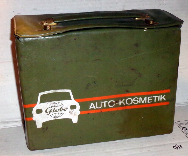 AUTO-KOSMETIK Globo -walizeczka po auto kosmetykach DDR .