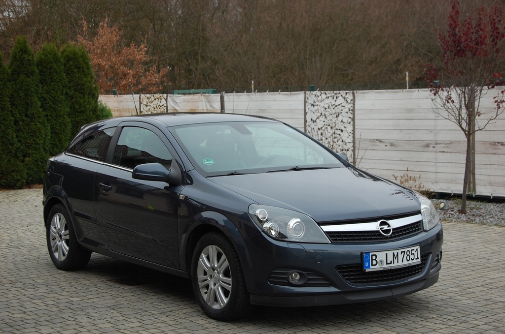 Opel Astra III GTC Xenon1.6 Tempomat Pół Skóry Alu