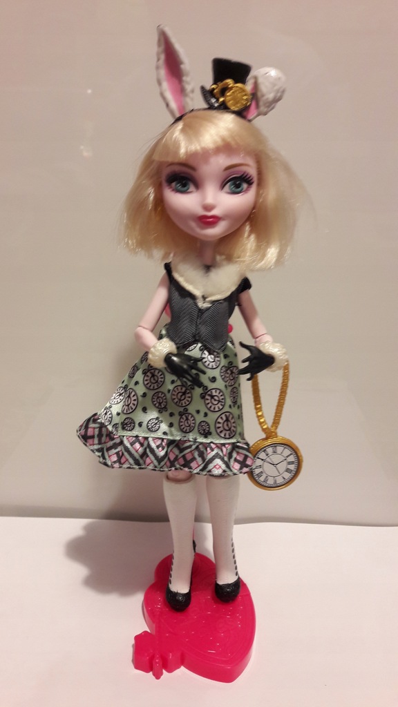Ever After High lalka BUNNY BLANC