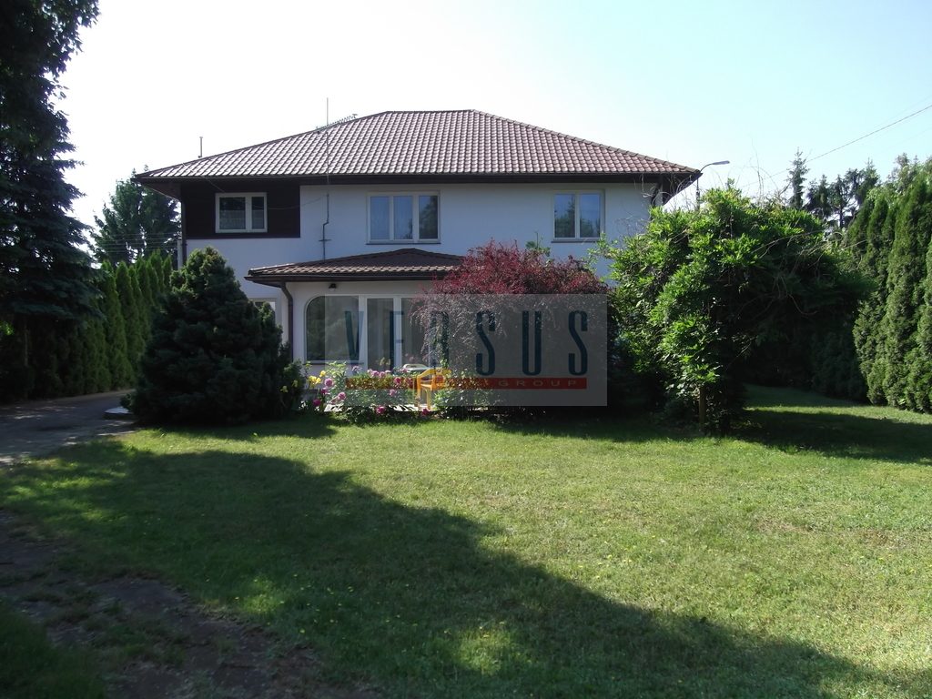 Dom, Piaseczno, Piaseczno (gm.), 300 m²