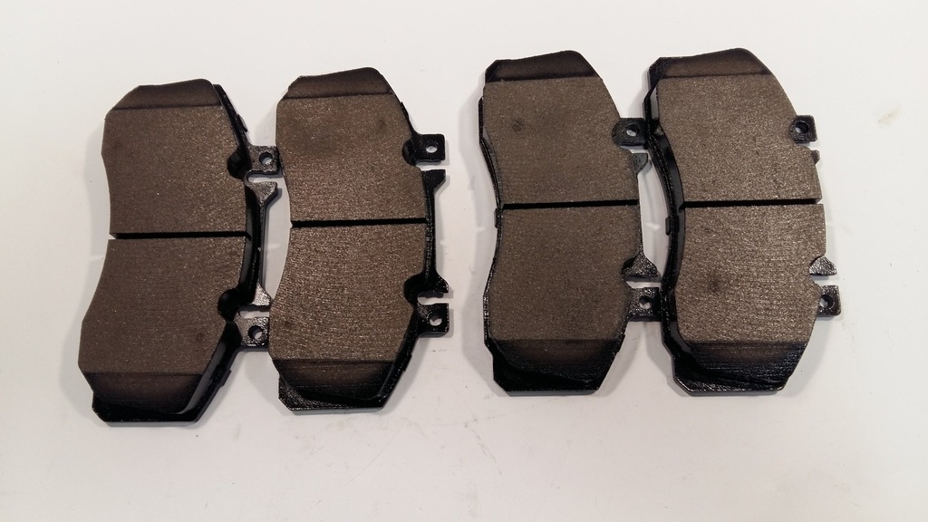 KLOCKI HAMULCOWE PRZÓD MERCEDES VARIO 612-815