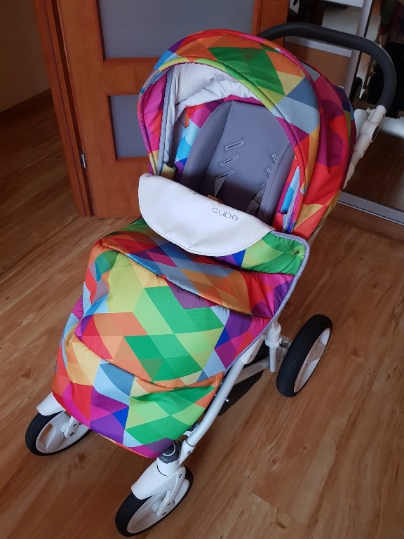 Wózek Bexa Cube + nosidełko Cybex Aton 5 + dodatki