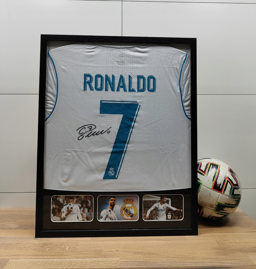 Cristiano Ronaldo, Real Madryt - koszulka z autografem w ramie od 1ZŁ (zag)
