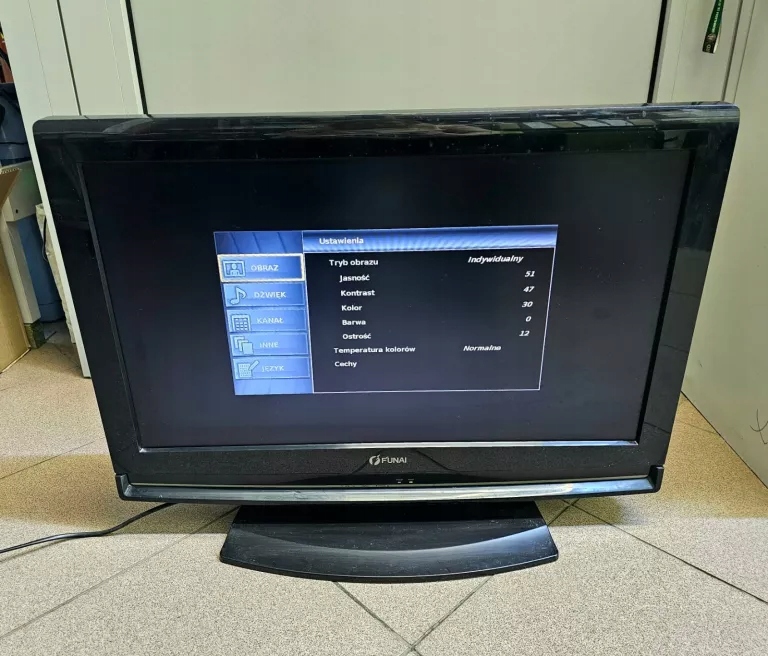 TELEWIZOR FUNAI LH850-M26 PILOT STAN DB STARSZY TYP TV