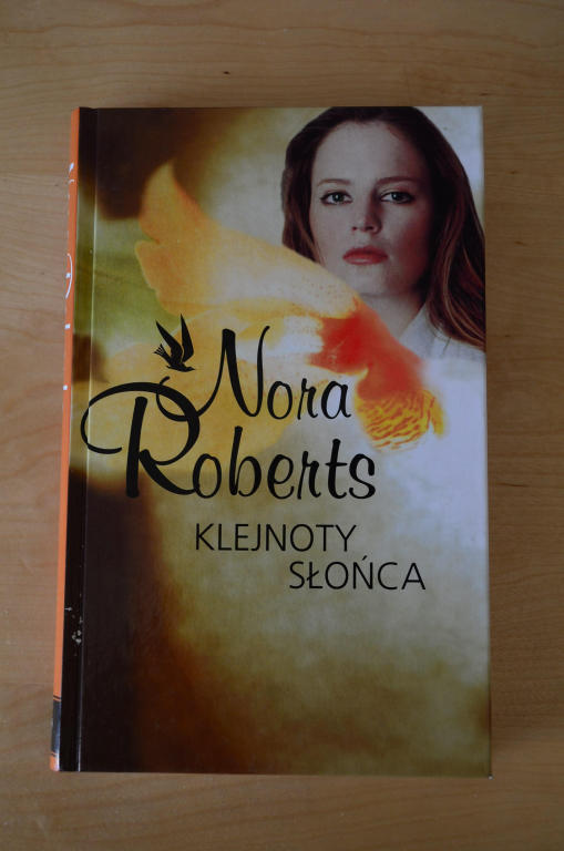 Nora Roberts - KLEJNOTY SŁOŃCA