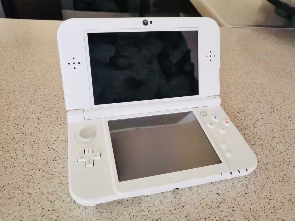 New Nintendo 3DS XL (Homebrew, Custom Firmware) 8630133035