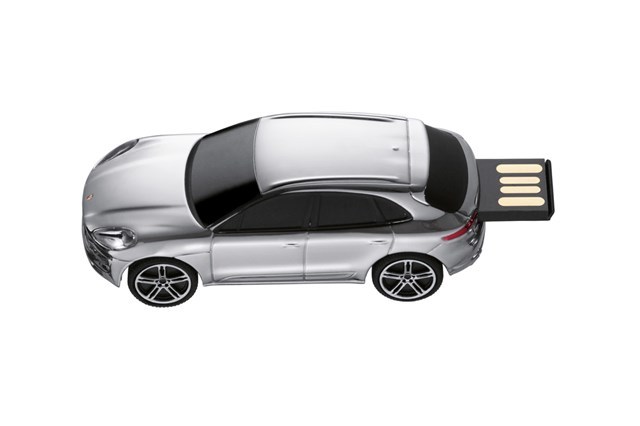 PORSCHE MACAN TURBO  USB PENDRIVE 8GB ZESTAW