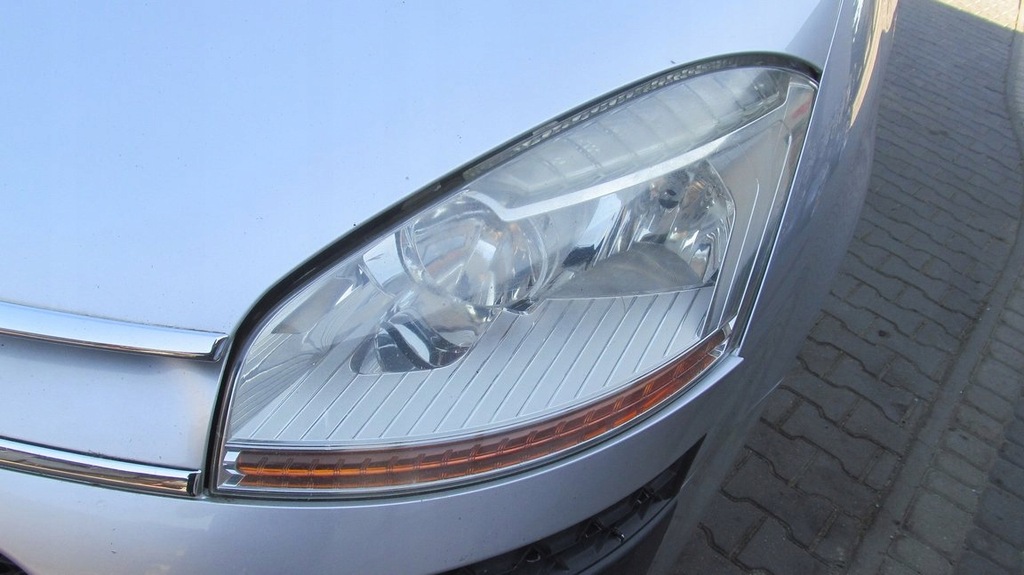 CITROEN C4 PICASSO 07 LAMPA LEWA PRZÓD 7609391816