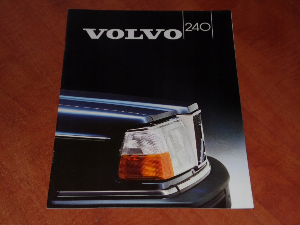 Prospekt Volvo 240 - Rok 1983