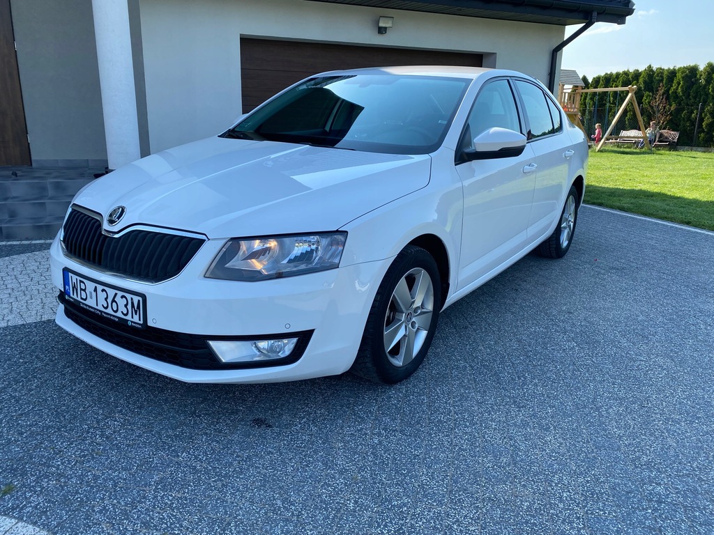 Купить ШОУ-РУМ ПОЛЬША OCTAVIA 150KM HB LED ASO #ДОСТАВКА: отзывы, фото, характеристики в интерне-магазине Aredi.ru