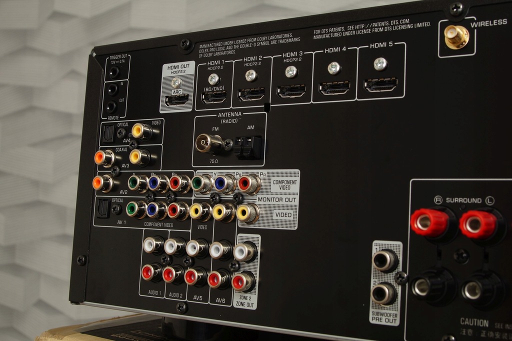 Amplituner sieciowy 7.2 Yamaha RXV679 MusicCast 7868726966