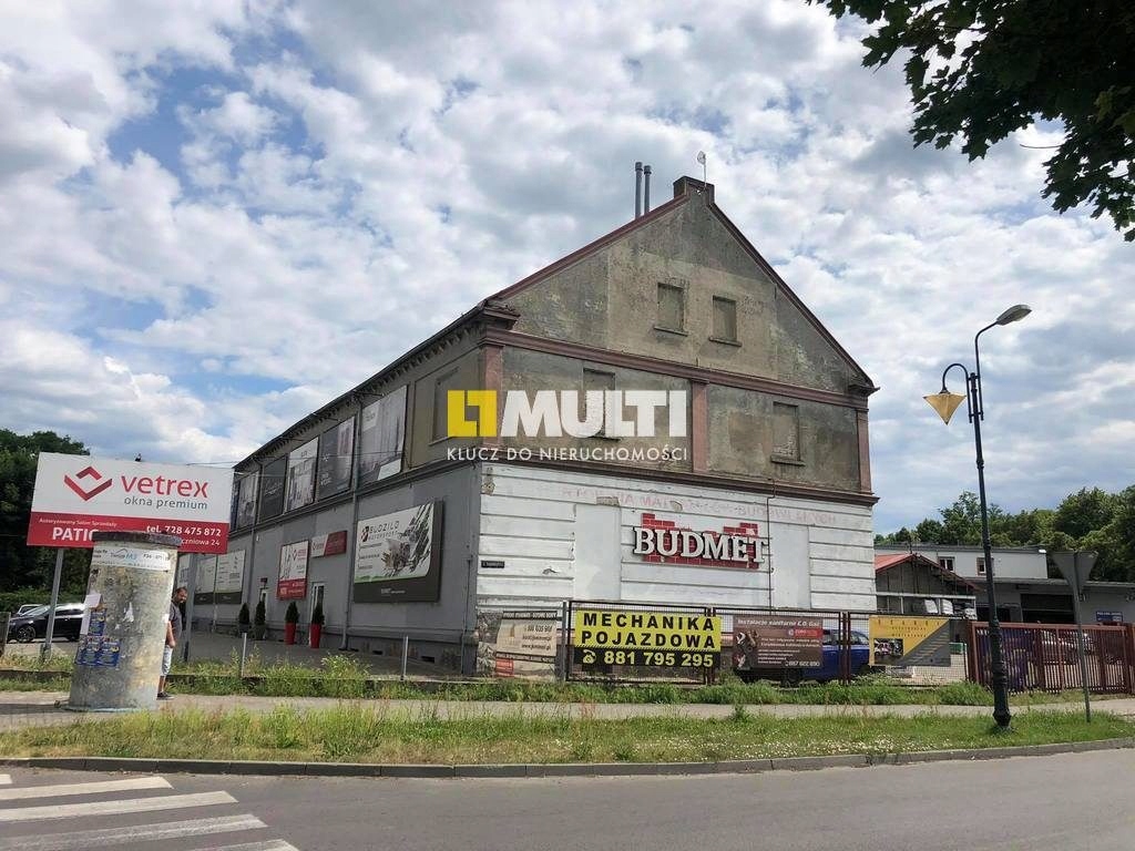 Komercyjne, Sulechów, Sulechów (gm.), 1607 m²