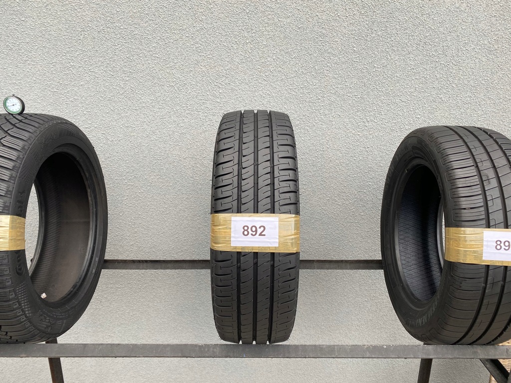 205/65/16C 107/105T MICHELIN AGILIS+ DOT.3119R