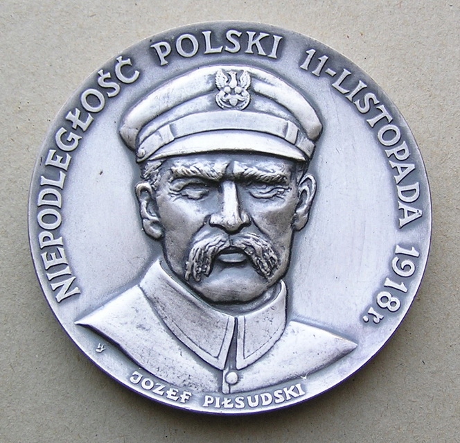Medal Niepodległość Polski 1918 Piłsudski 70 mm
