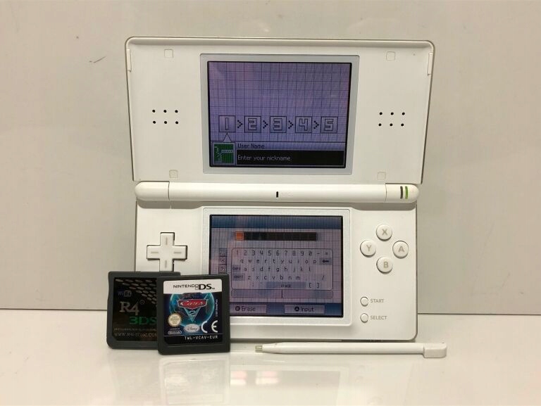 NINTENDO DS LITE (USG-001) #R4I-3DS