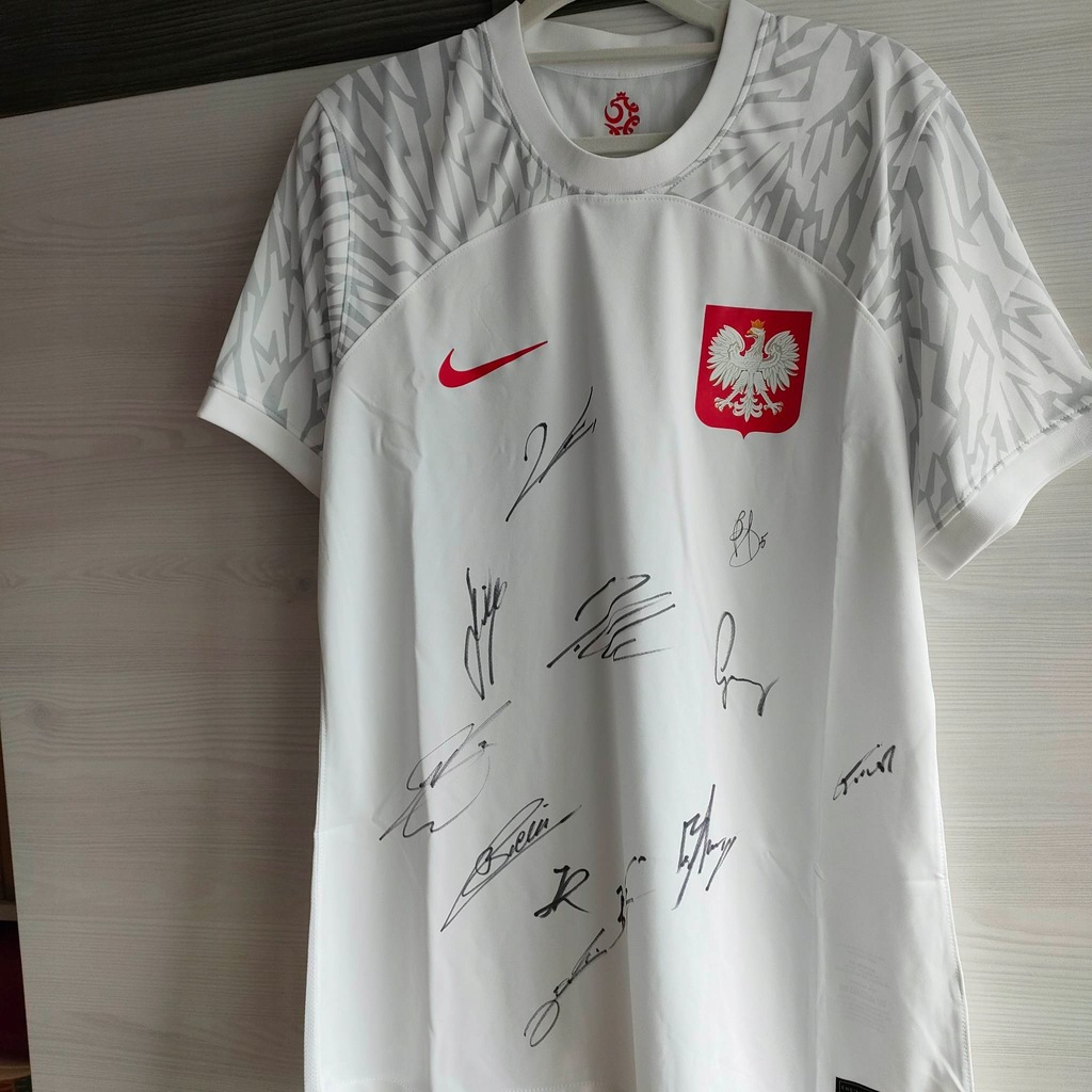 Koszulka reprezentacji Polski z autografami