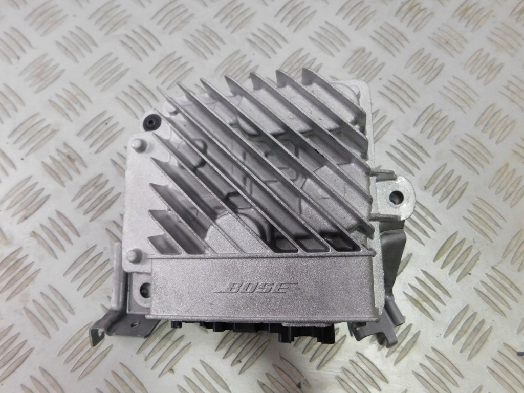 WZMACNIACZ BOSE RENAULT MEGANE IV 16- 280637513R - 8223277468 ...