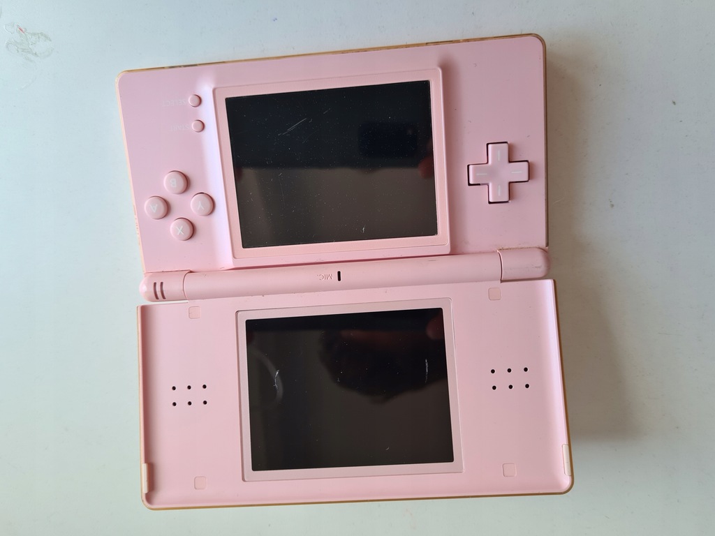 Nintendo DS Lite
