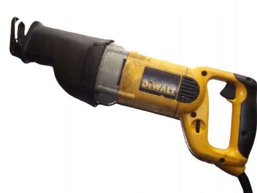 Piła szablasa Dewalt DW309