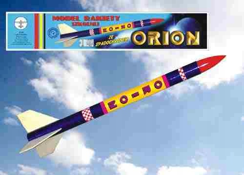 Orion - model rakiety ze spadochronem