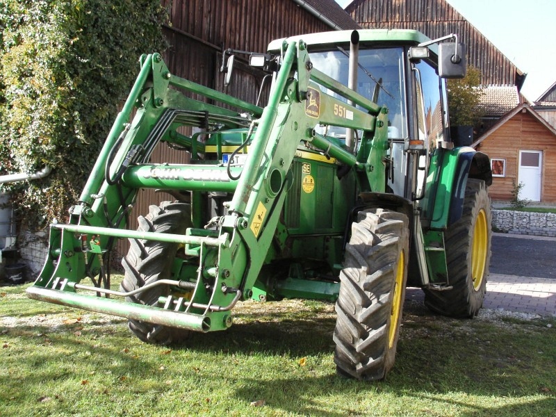 John Deere 6110 SE
