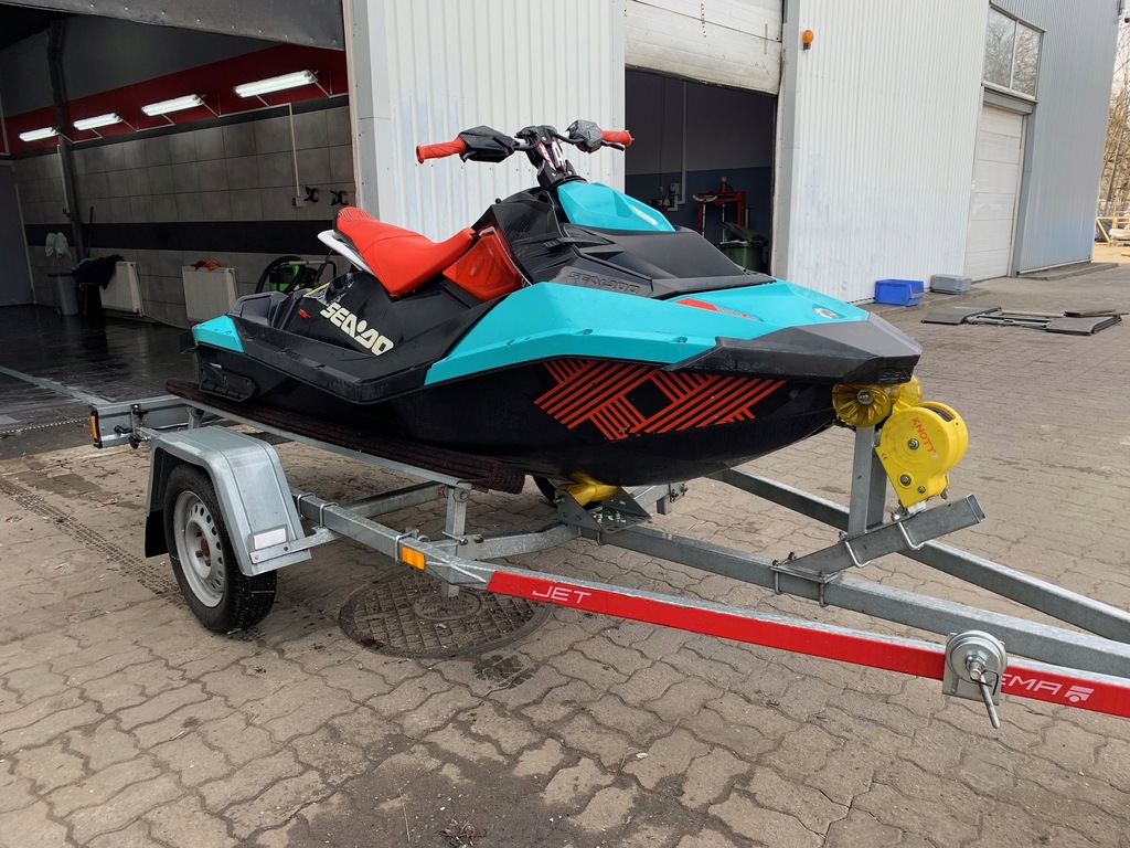 Купить SEA-DOO SPARK TRIXX 2UP 2017 Дилерский центр: отзывы, фото, характеристики в интерне-магазине Aredi.ru