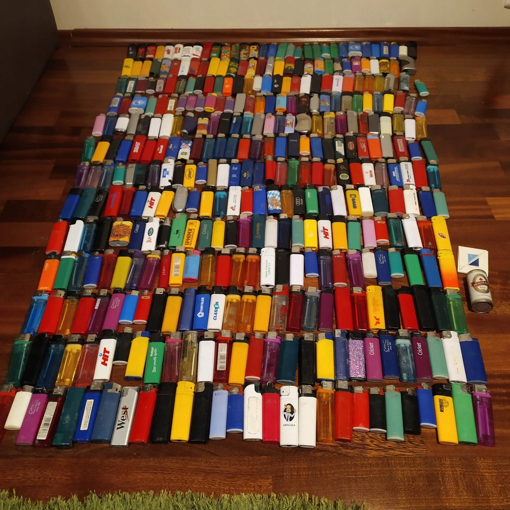 ZESTAW KOLEKCJA ZAPALNICZEK 300 szt. PALL MALL LM