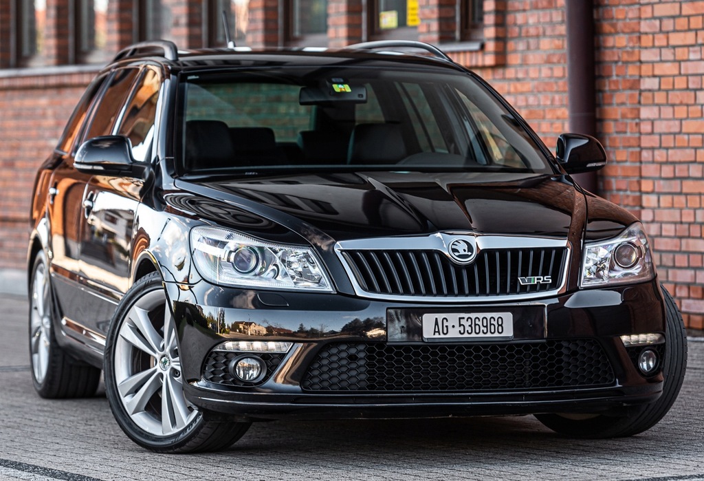 SKODA OCTAVIA vRS II 2.0TSI 200KM lift LED Alu 18'