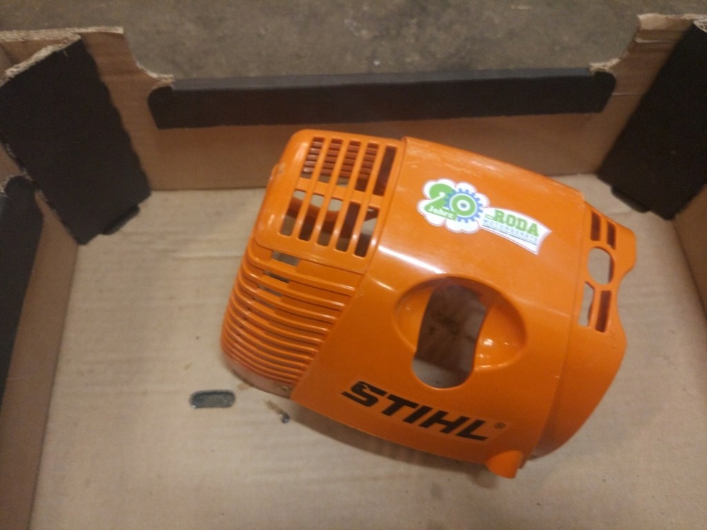 STIHL FS 87 90 100 130 310 OSŁONA POKRYWA CYLINDRA