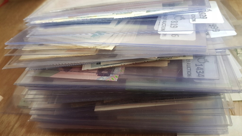 Купить Мега коллекция банкнот, около 500 штук, со всего мира.: отзывы, фото, характеристики в интерне-магазине Aredi.ru