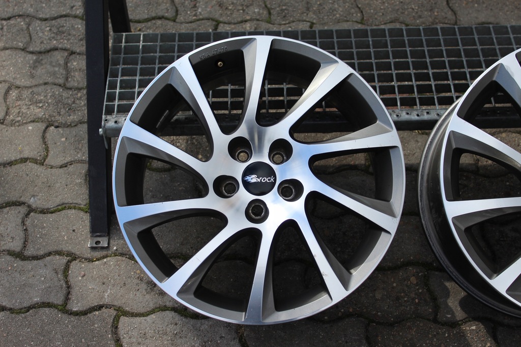 BROCK OPEL ASTRA J 18cali 5x105 ET46 MOKKA TRAX - 12681271840