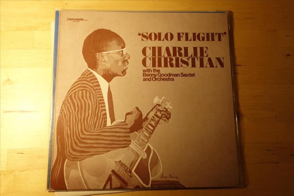 Charlie Christian - Solo flight - musicNOW