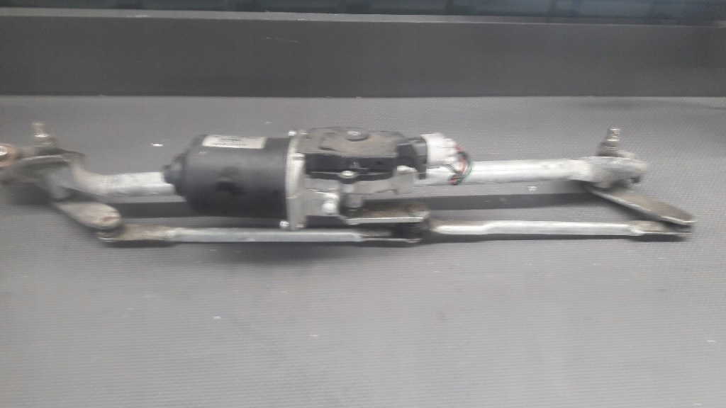 85110-05060 Mechanizm wycieraczek TOYOTA AVENSIS T25 06R