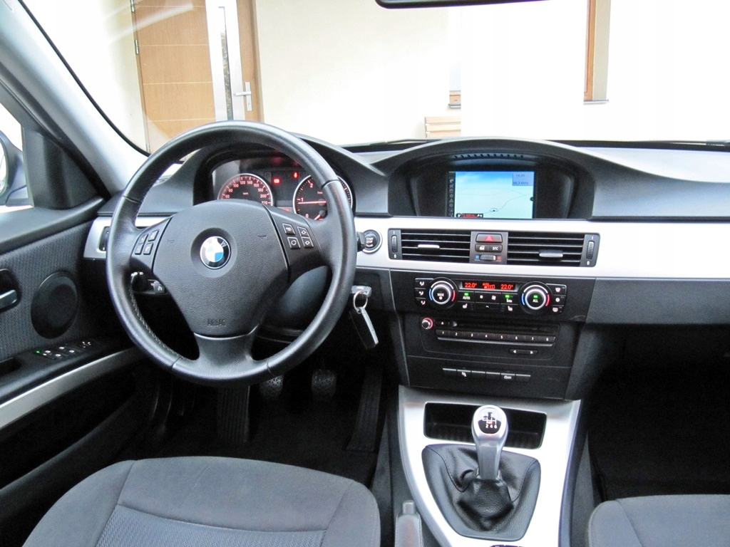 Купить *НОВЫЙ* BMW 320d* 143КМ* БИКСЕНОН*НАВИ*ПАРКТРОНИКИ: отзывы, фото, характеристики в интерне-магазине Aredi.ru
