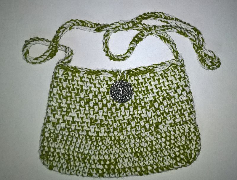 zielona szydełkowa torebka na ramię - 23x15 cm