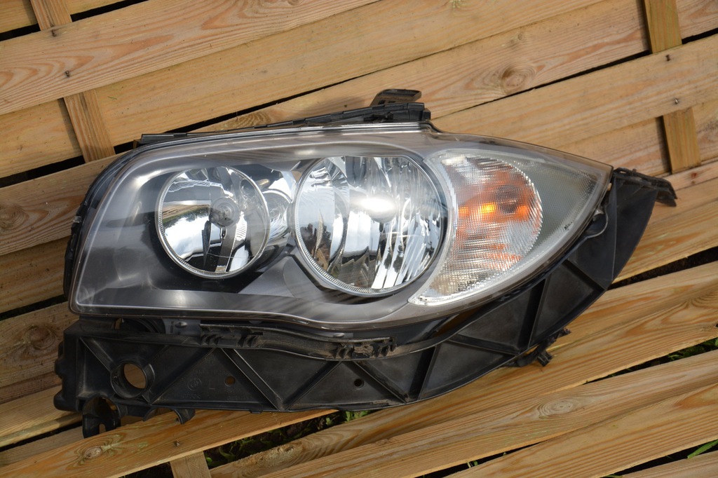 BMW 1 E87 LAMPA REFLEKTOR STRONA LEWA 20072010r