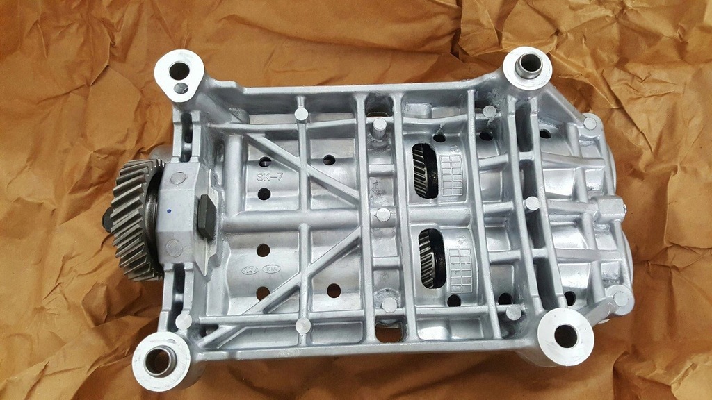 ZESPÓŁ WAŁKÓW BALANSOWYCH HYUNDAI CRDI 2330027430