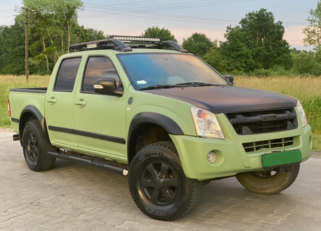 ISUZU D-MAX 3.0 4x4 131 KM Raptor automat