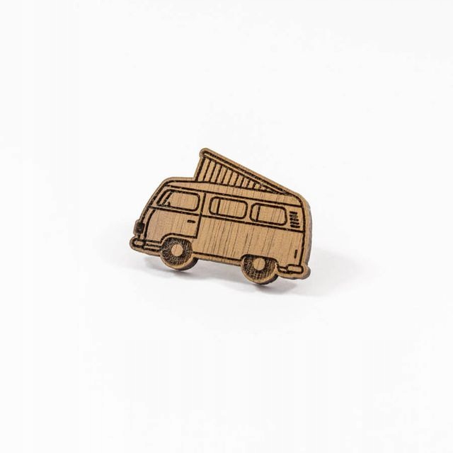 Przypinka drewno VOLKSWAGEN OGÓREK pin pins