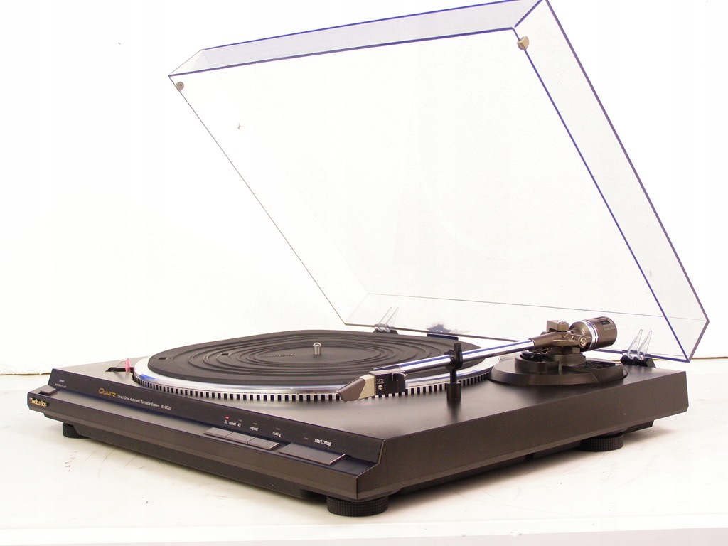 TECHNICS SL-QD33 QUARTZ DD