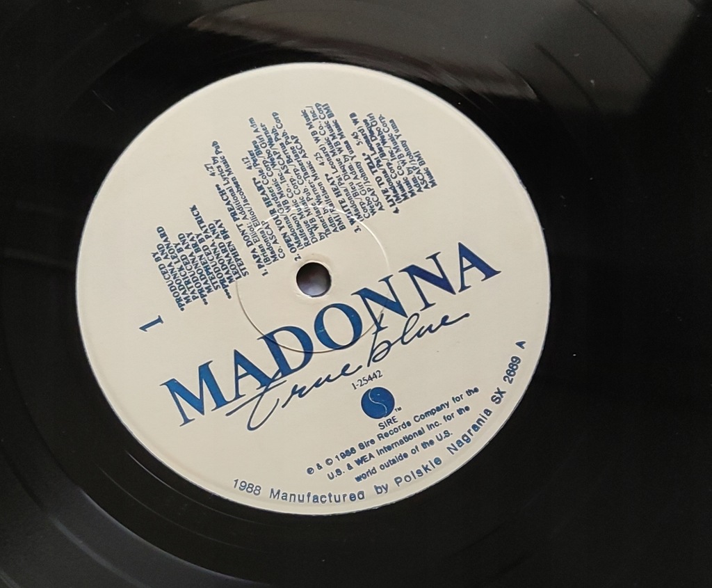 Купить МУЗЫКА LP MADONANA TRUE BLUE + ПОСТЕР 1988 EX+: отзывы, фото, характеристики в интерне-магазине Aredi.ru